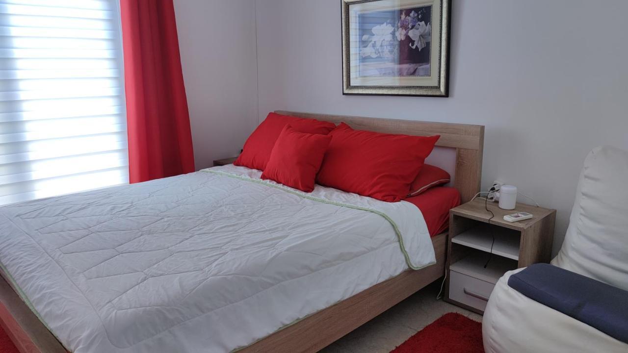 Apartament Guest'S House "Lindi&Roni" Ulcinj Zewnętrze zdjęcie