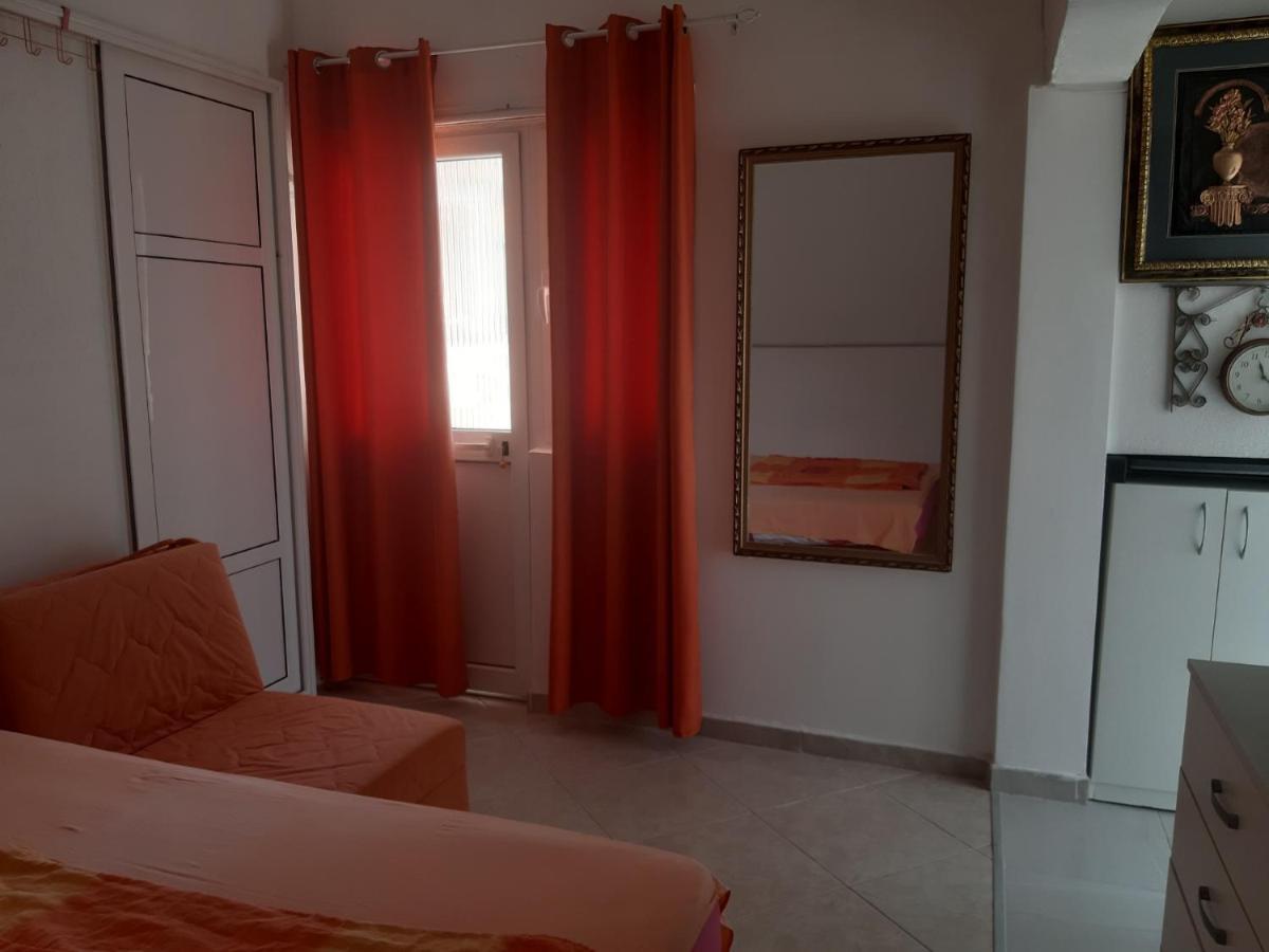 Apartament Guest'S House "Lindi&Roni" Ulcinj Zewnętrze zdjęcie
